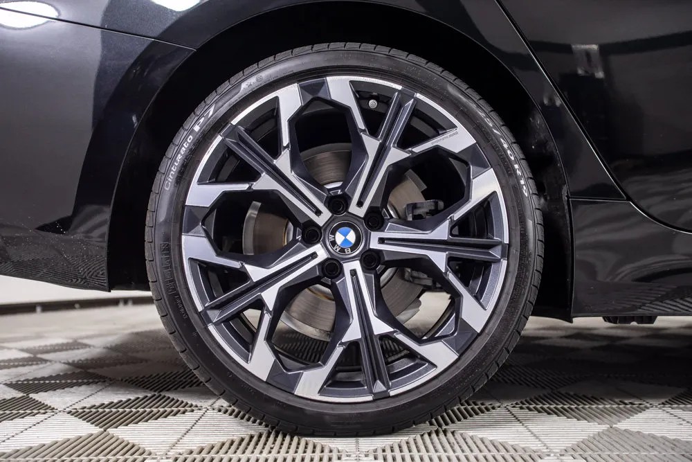 BMW 3 Series photo 41