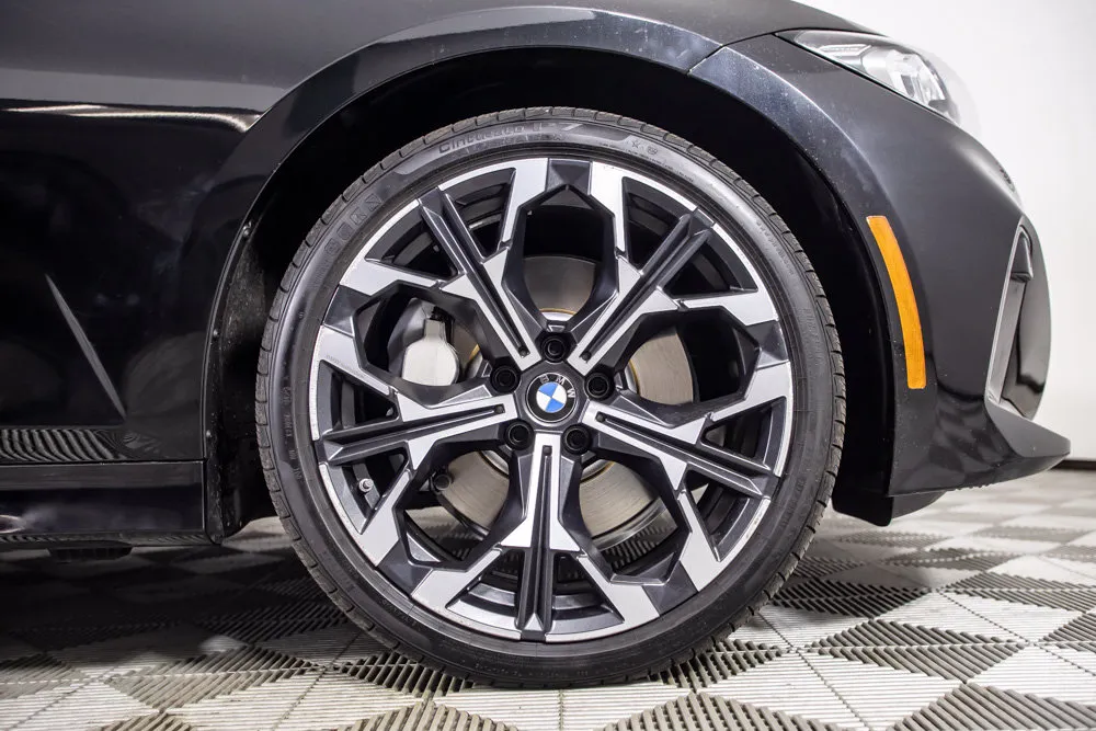 BMW 3 Series photo 40