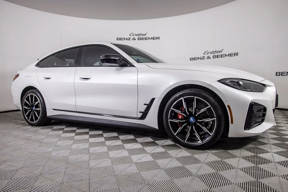 BMW i4 photo 2