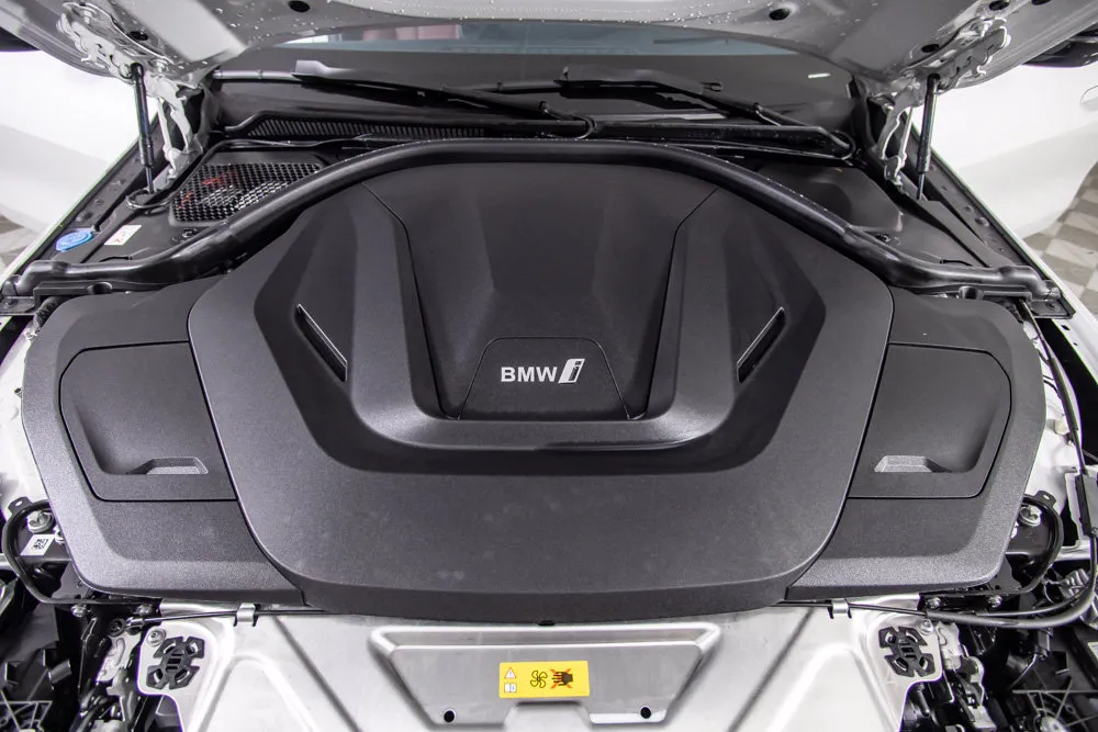 BMW i4 photo 47