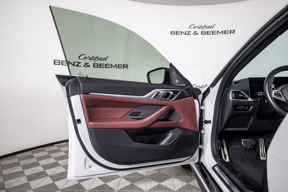 BMW i4 photo 17