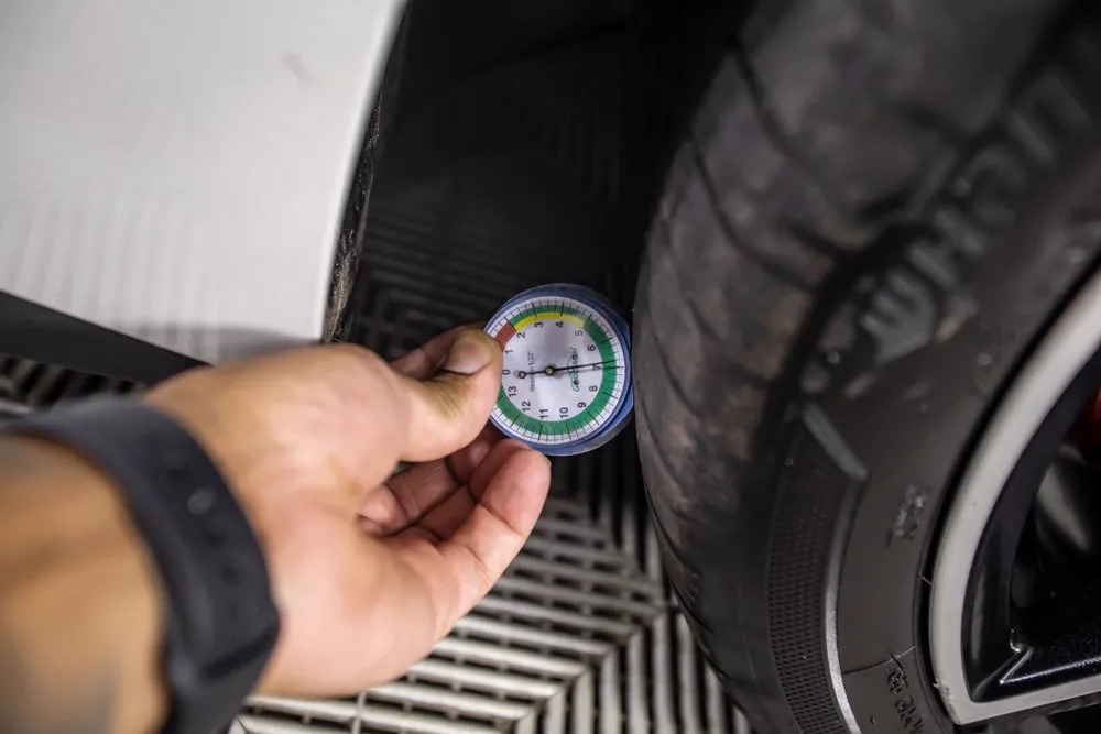 BMW i4 photo 46