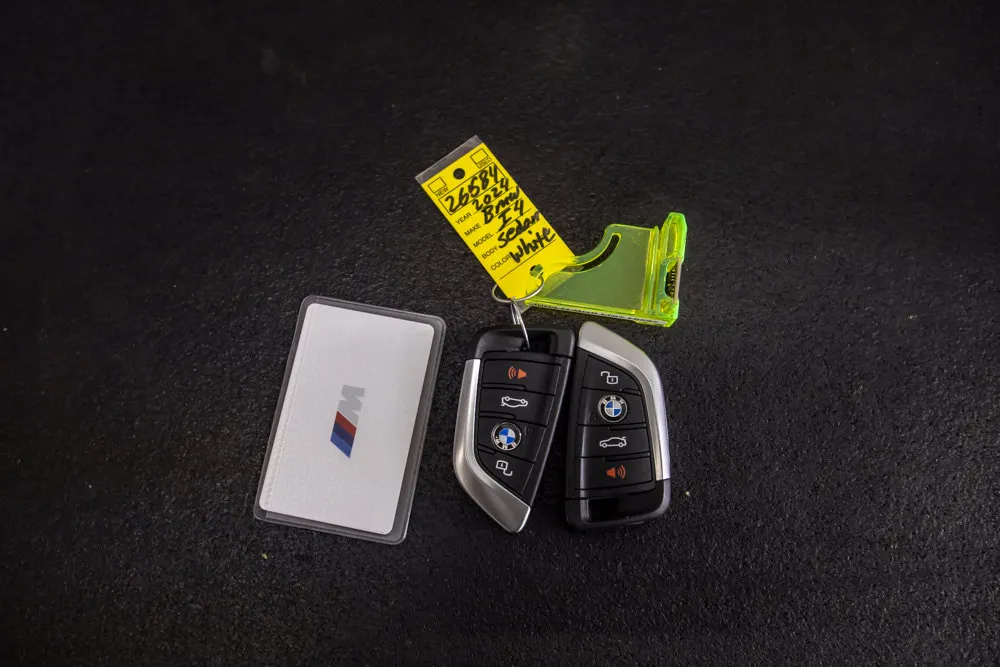 BMW i4 photo 48