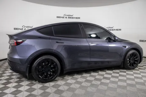 More photos of 2021 Tesla Model Y Long Range at Certified Benz & Beemer, AZ