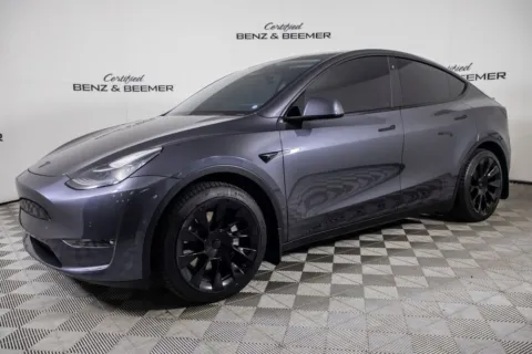 More photos of 2021 Tesla Model Y Long Range at Certified Benz & Beemer, AZ