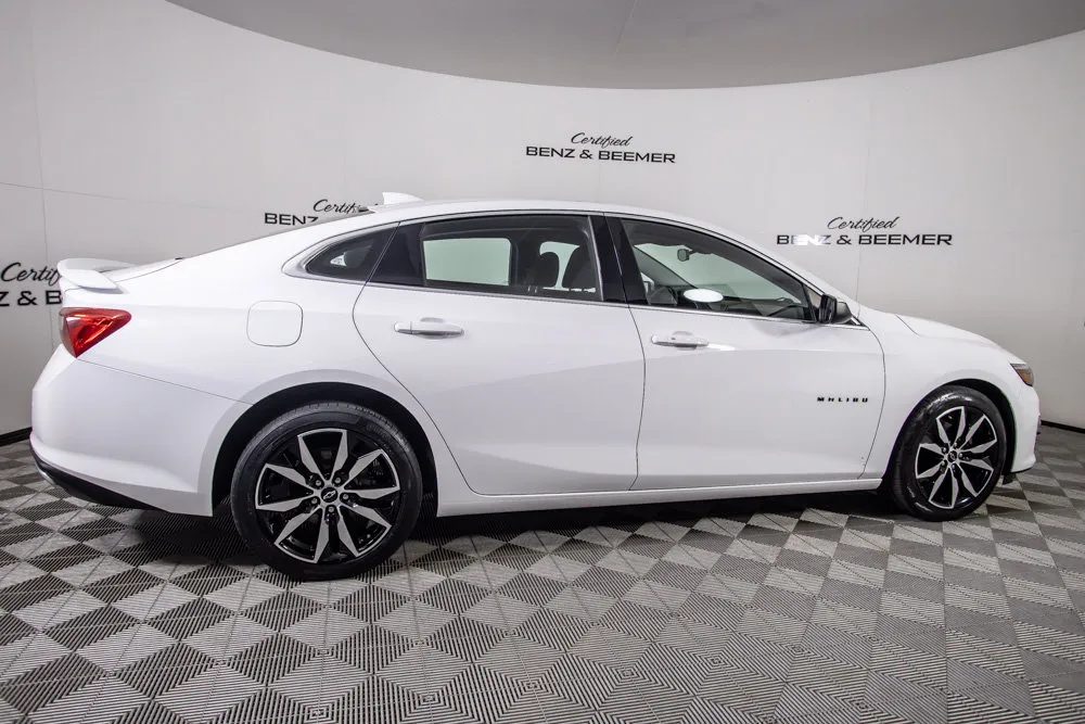 Chevrolet Malibu photo 4