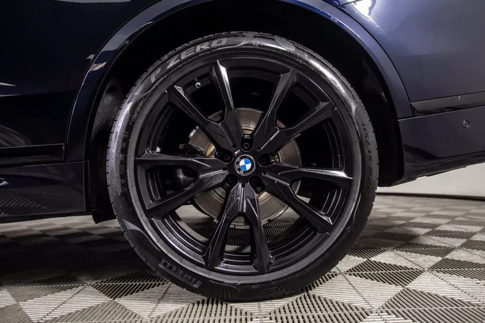 BMW X7 photo 42