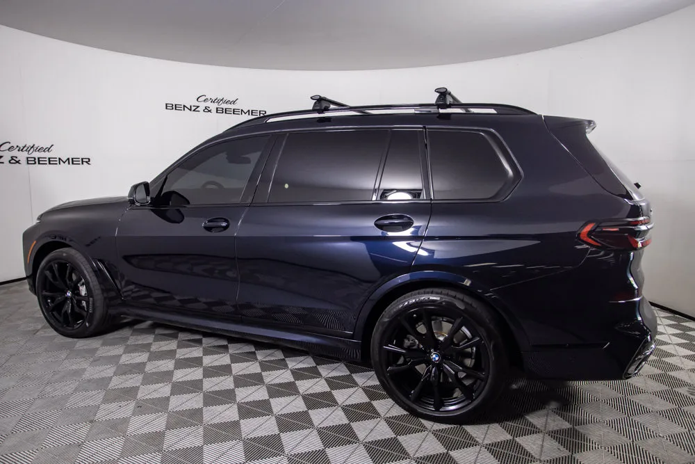 BMW X7 photo 11
