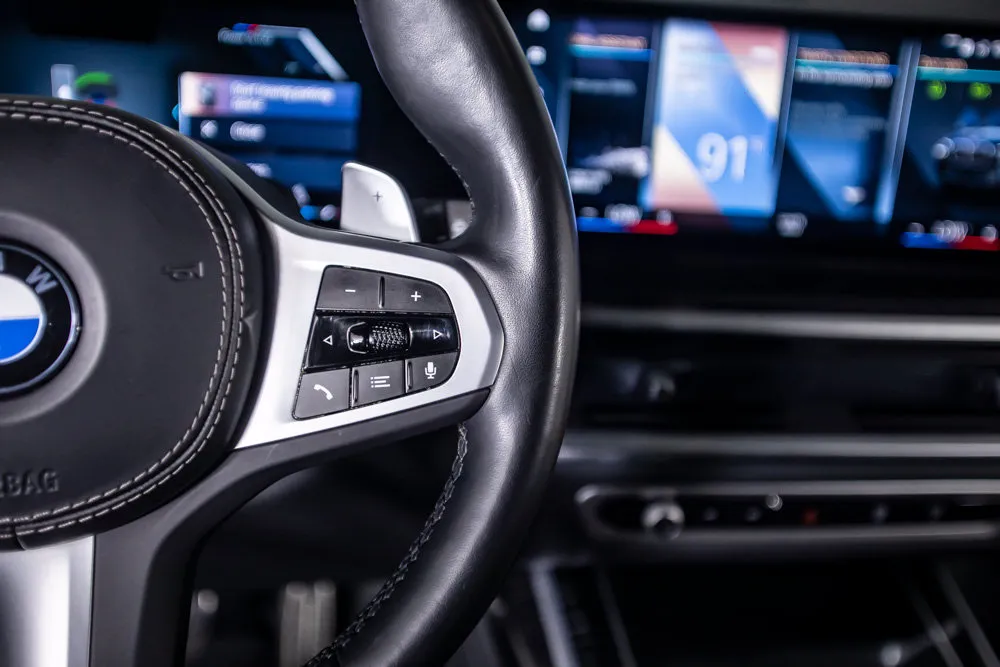 BMW X7 photo 35