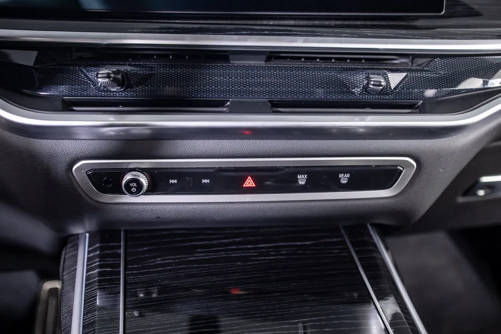 BMW X7 photo 34