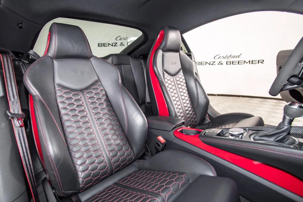 Audi TT RS photo 16