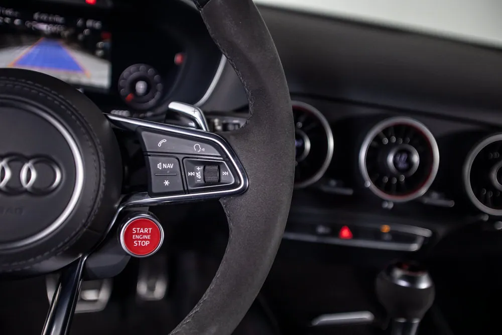 Audi TT RS photo 40