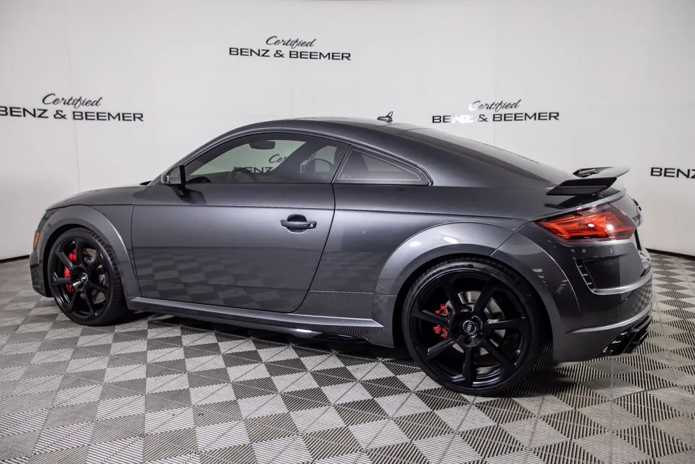 Audi TT RS photo 11