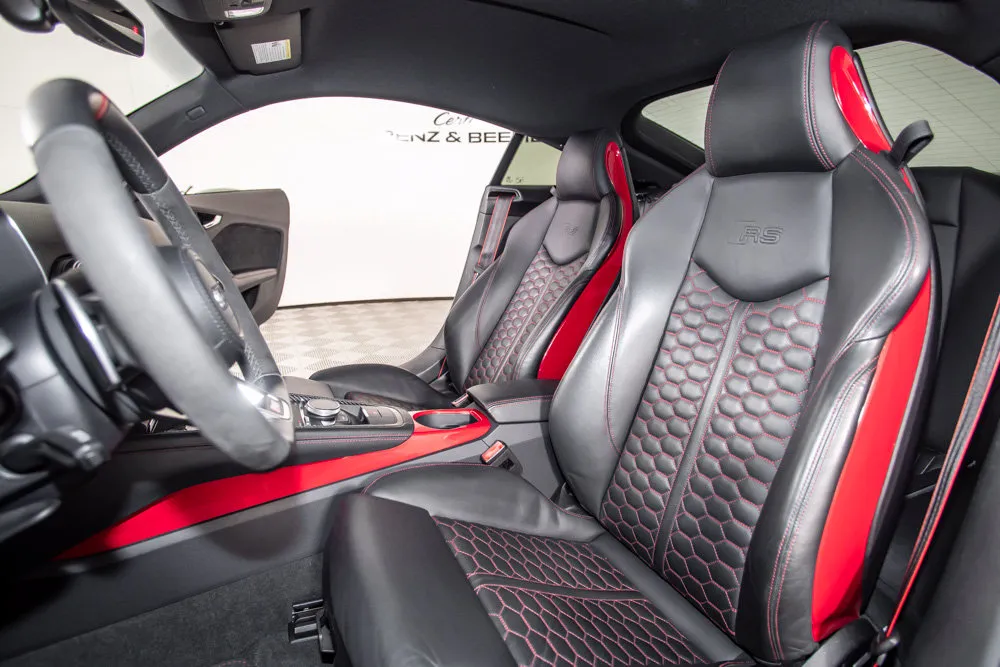 Audi TT RS photo 13