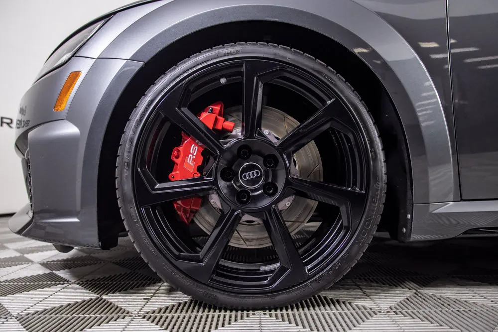 Audi TT RS photo 42