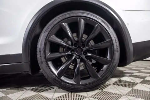 More photos of 2018 Tesla Model X at Certified Benz & Beemer, AZ