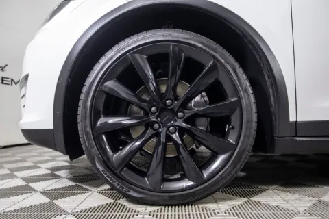 More photos of 2018 Tesla Model X at Certified Benz & Beemer, AZ