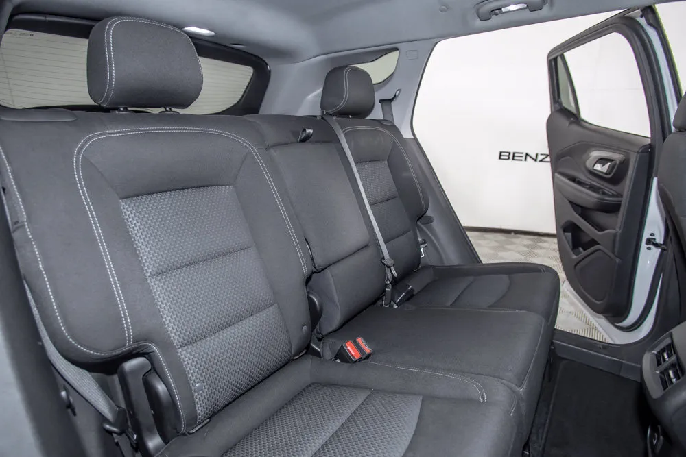 GMC Terrain photo 15