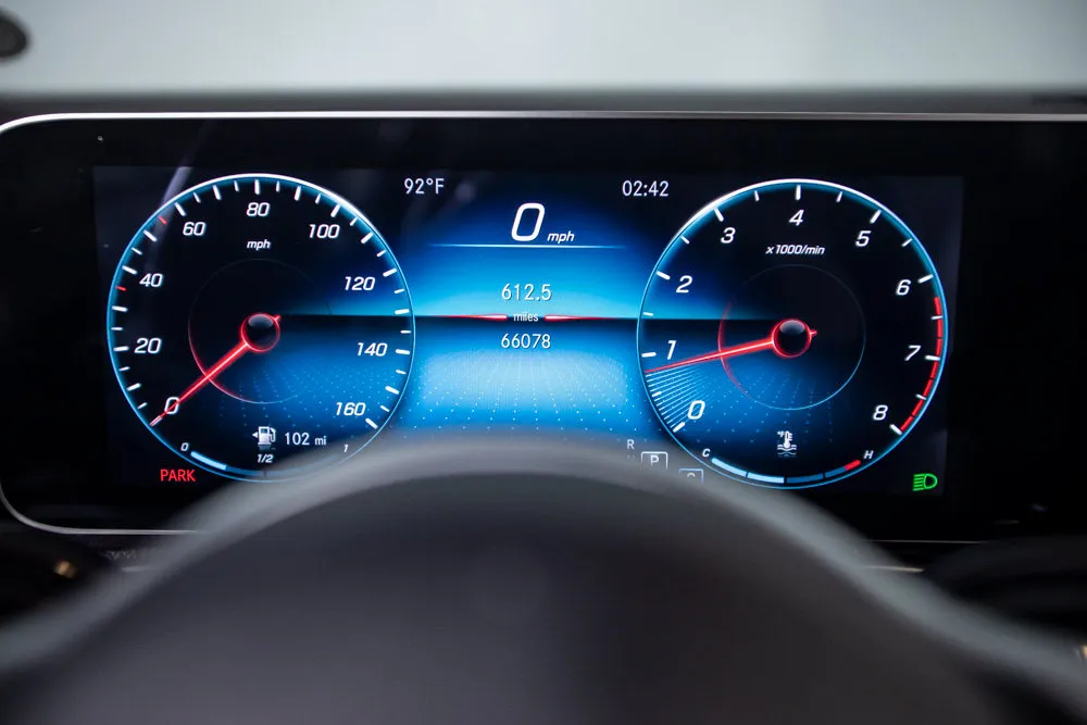 Mercedes-Benz GLB photo 23