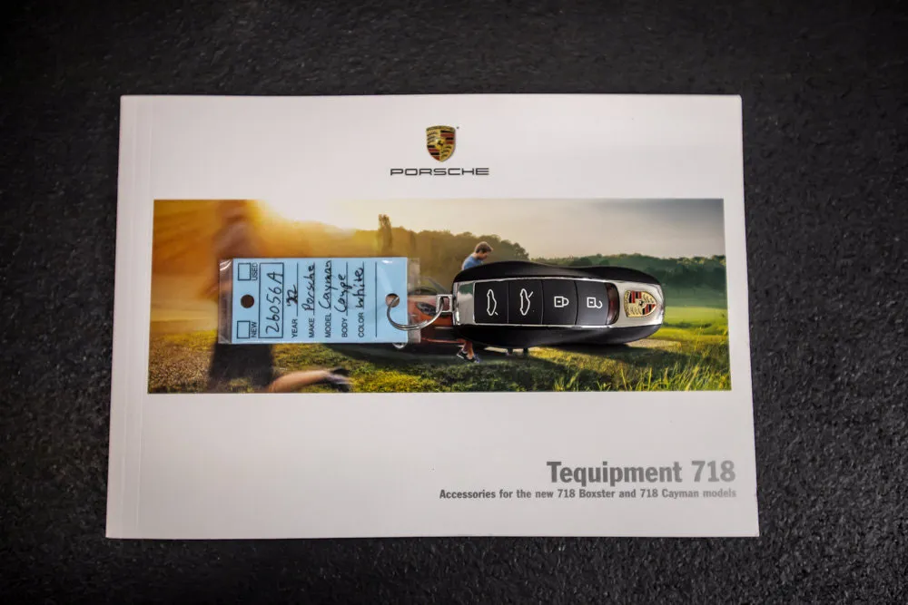 Porsche 718 Cayman photo 43