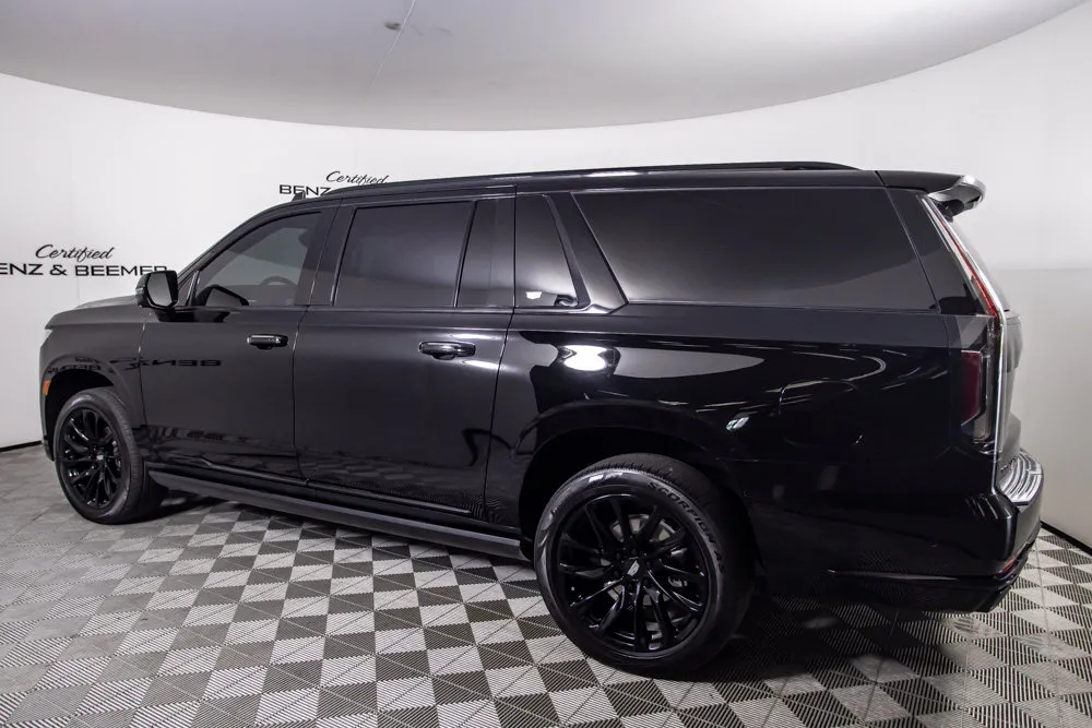 Cadillac Escalade ESV photo 13