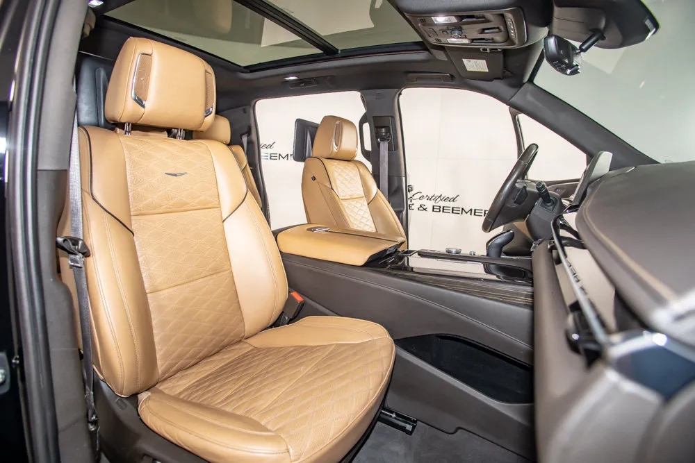 Cadillac Escalade ESV photo 20