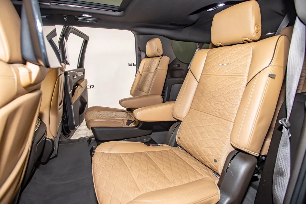 Cadillac Escalade ESV photo 15