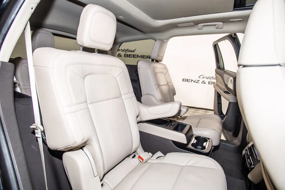 Lincoln Aviator photo 19