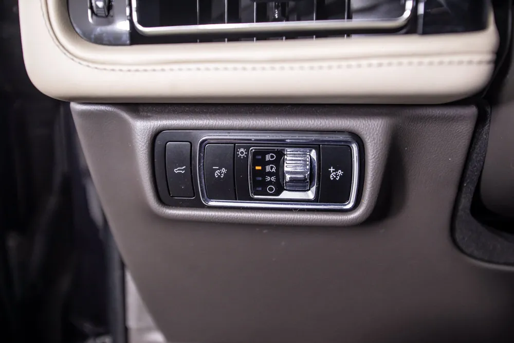 Lincoln Aviator photo 34
