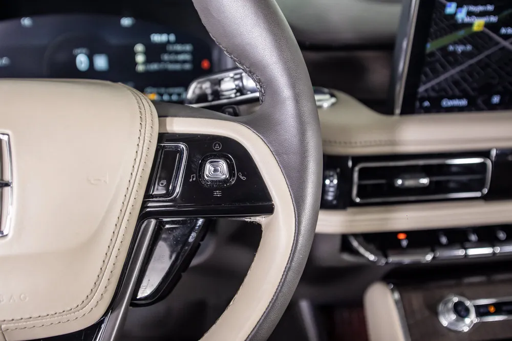 Lincoln Aviator photo 37