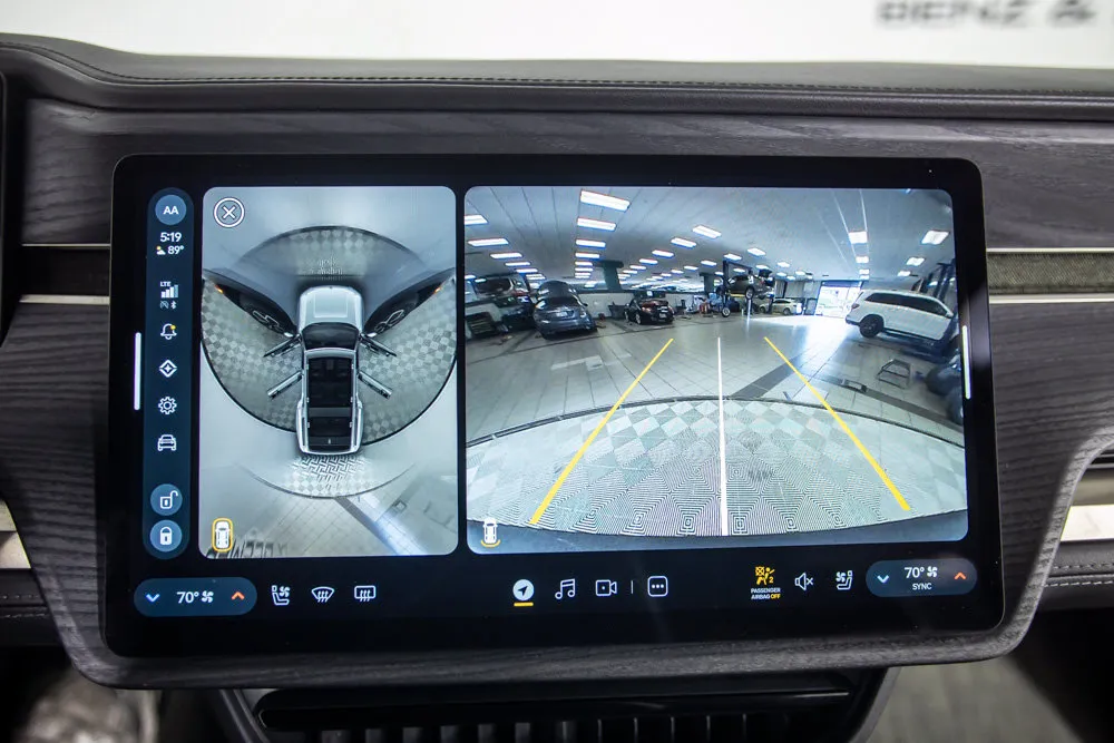 Rivian R1S photo 34
