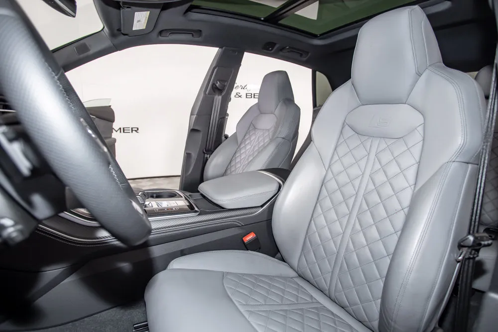 Audi SQ8 photo 13