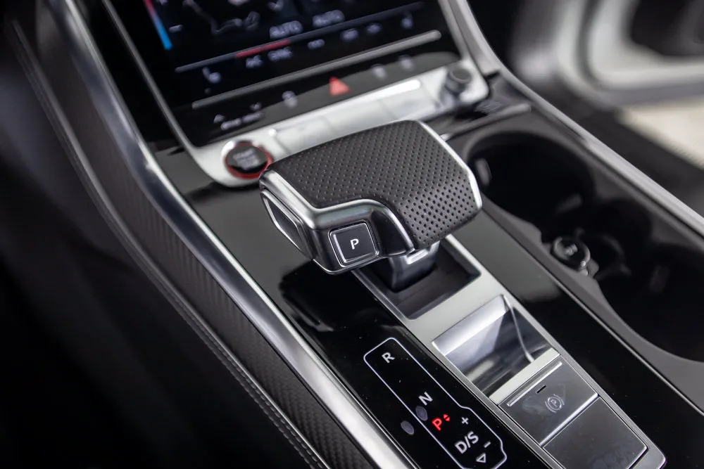 Audi SQ8 photo 31