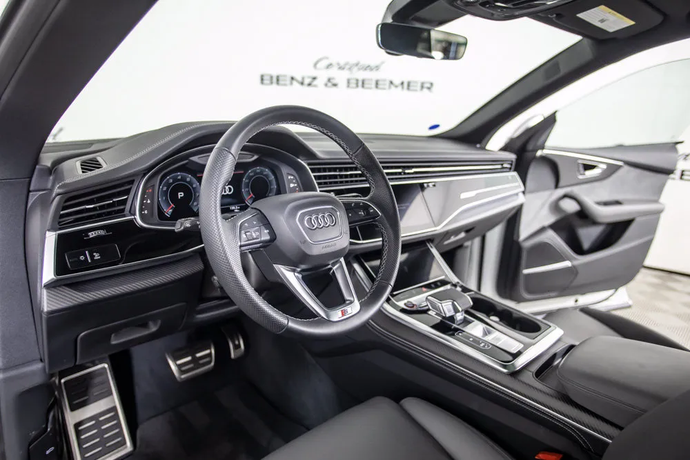 Audi SQ8 photo 20
