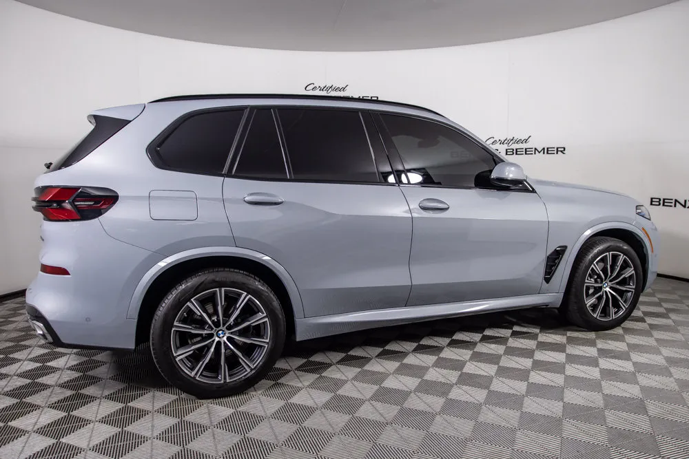 BMW X5 photo 4