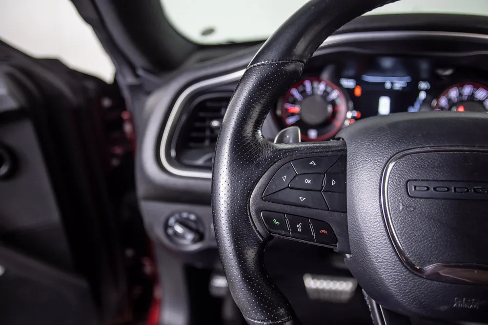 Dodge Challenger photo 29