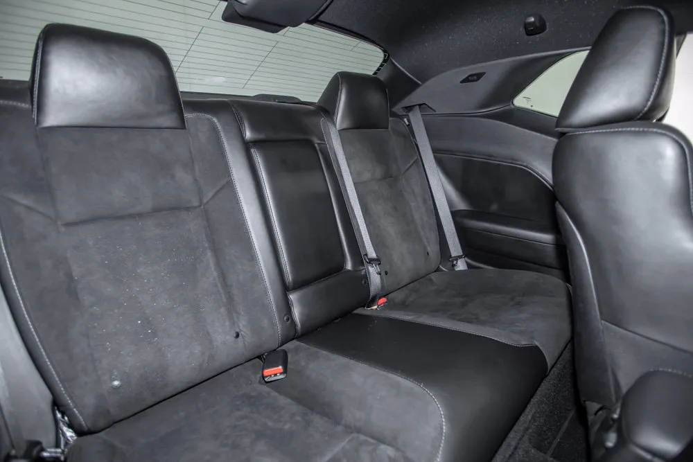 Dodge Challenger photo 15