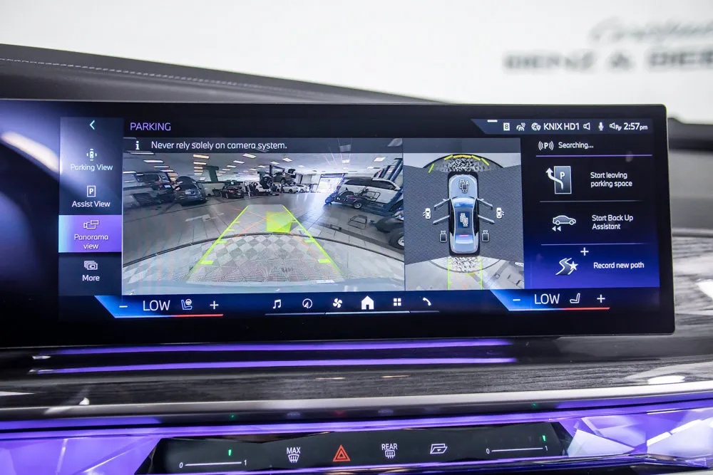 BMW 7 Series photo 34