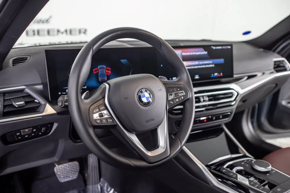 BMW 3 Series photo 21