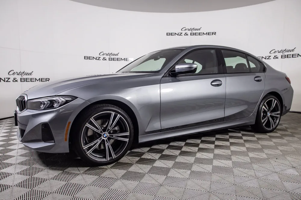BMW 3 Series photo 9