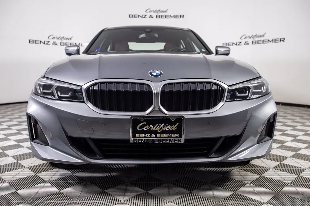 BMW 3 Series photo 5
