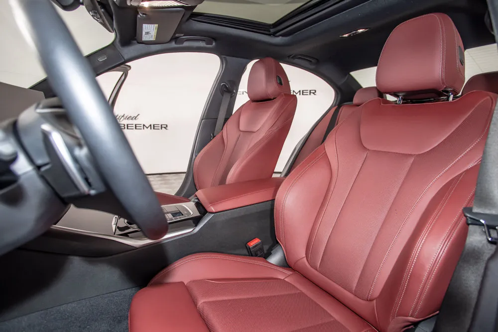 BMW 3 Series photo 13