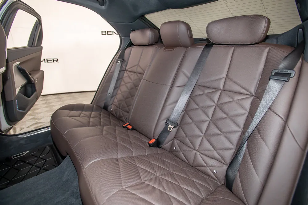 BMW 7 Series photo 14