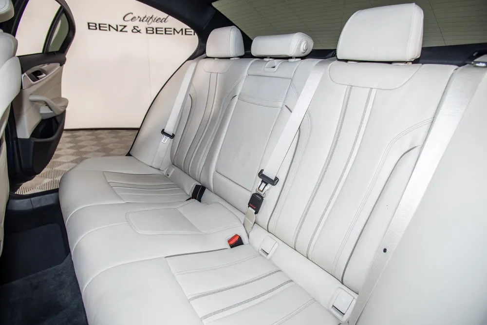 BMW 5 Series photo 13