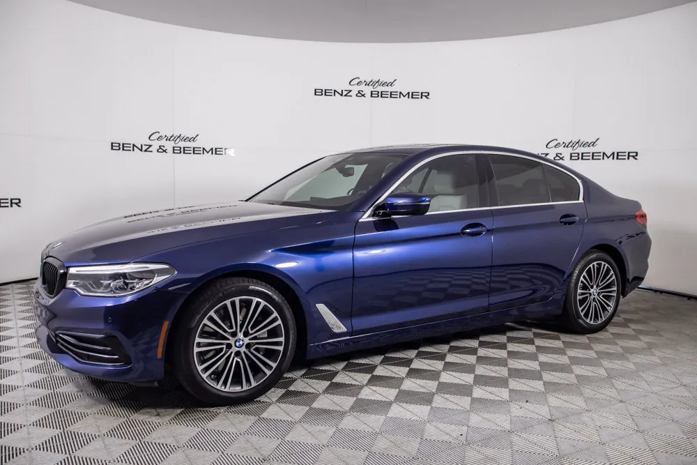 BMW 5 Series photo 9