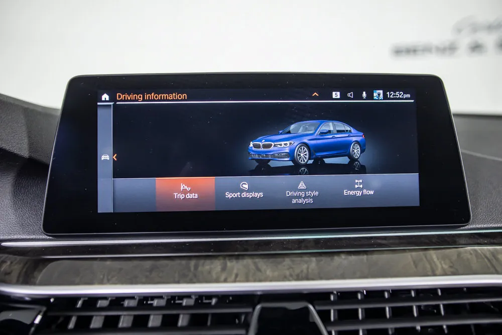 BMW 5 Series photo 25