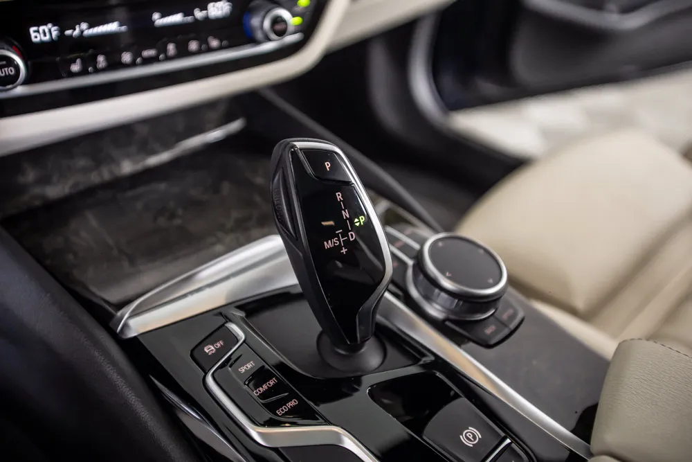 BMW 5 Series photo 31