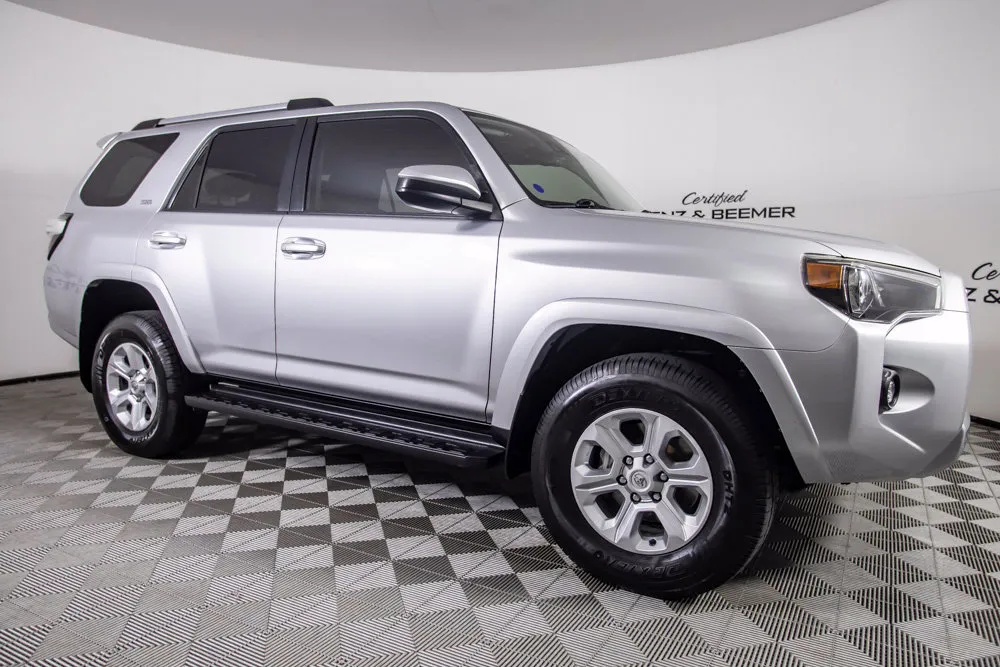 Toyota 4Runner photo 2