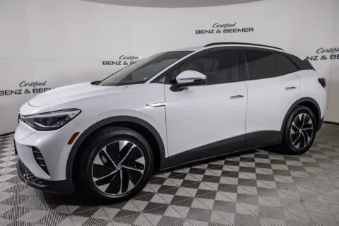 More photos of 2021 Volkswagen ID.4 Pro at Certified Benz & Beemer, AZ