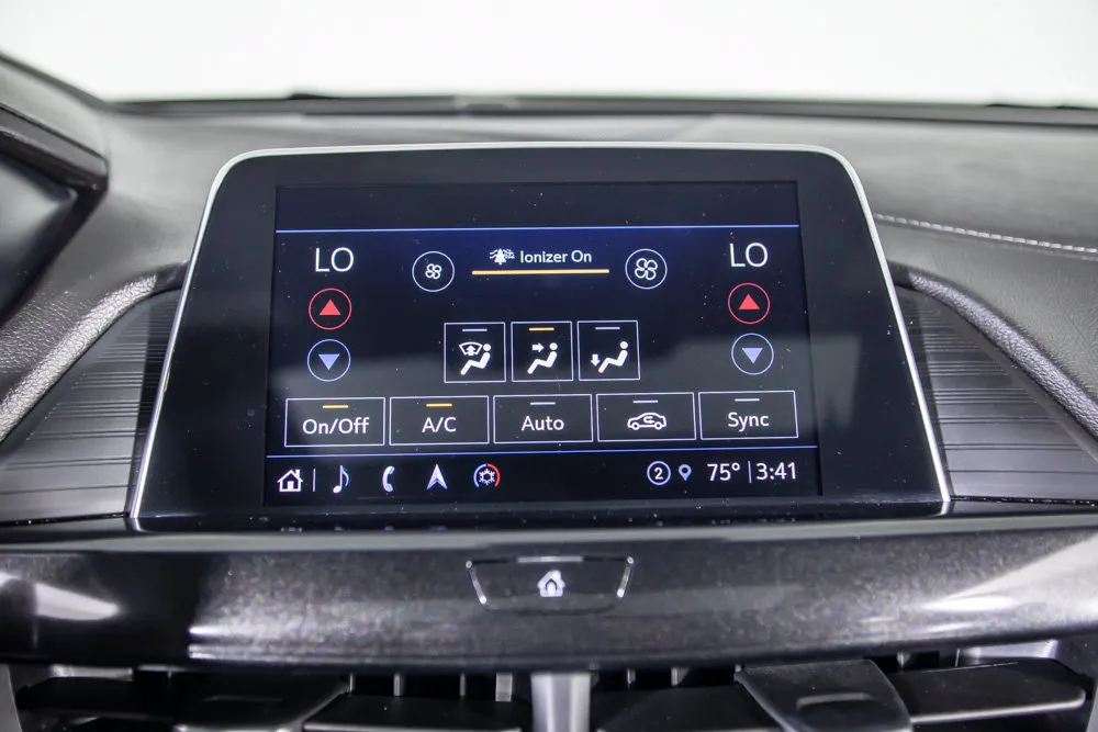 Cadillac CT4 photo 33